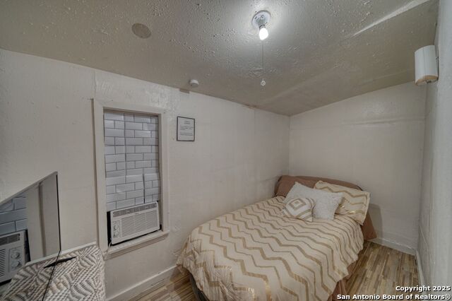 Image 7 of 29 For 444 Taft  A