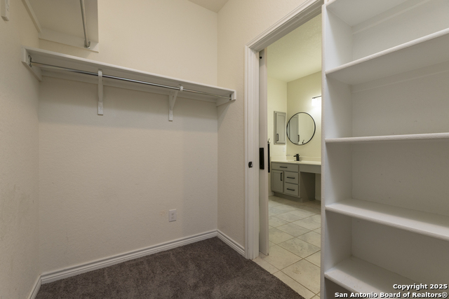 Image 23 of 27 For 521 Landmark Bluff