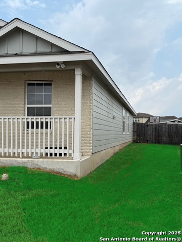 Image 30 of 34 For 8323 Dovers Den