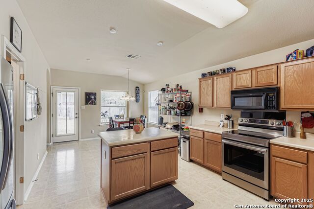 Image 12 of 29 For 3324 Falcon Grove