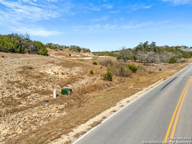 Image 12 of 15 For 3536 Comal Springs