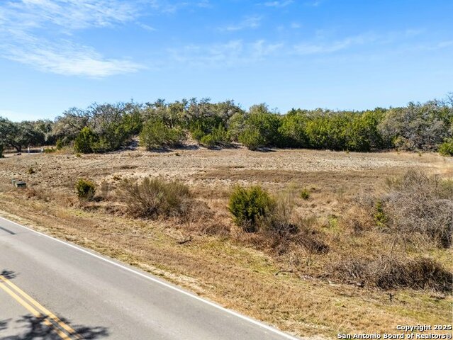 Image 14 of 15 For 3536 Comal Springs