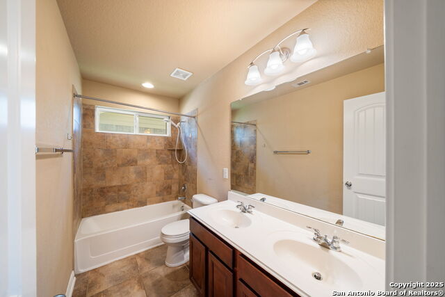 Image 20 of 27 For 413 Carlow