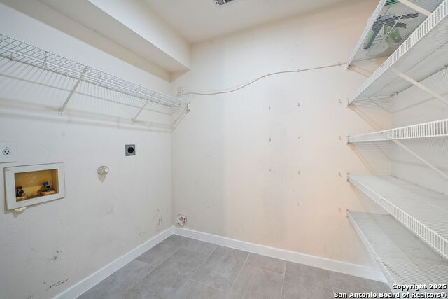 Image 16 of 42 For 9019 Quaker Ridge