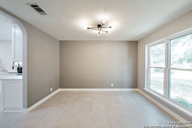 Image 7 of 42 For 9019 Quaker Ridge