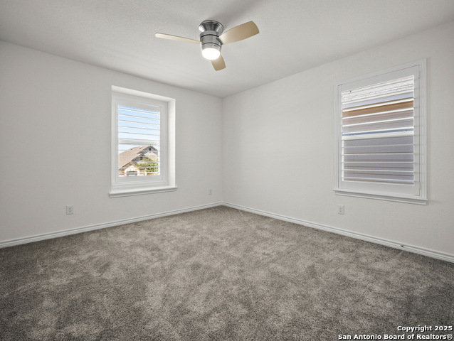 Listing photo id 12 for 3865 Bentwood