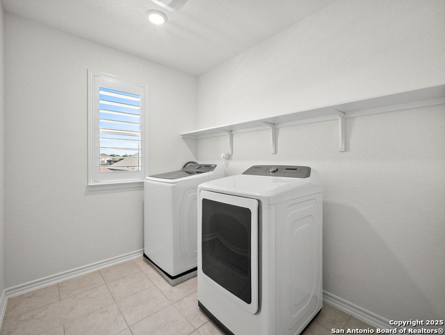 Listing photo id 17 for 3865 Bentwood