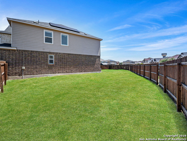 Listing photo id 19 for 3865 Bentwood