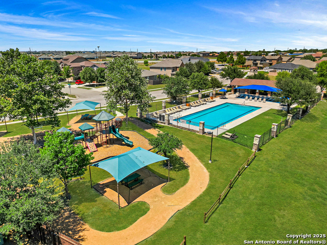 Listing photo id 24 for 3865 Bentwood