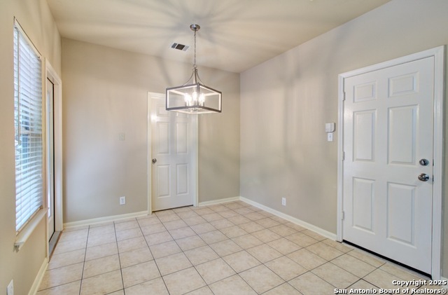 Listing photo id 12 for 8203 Brightstone