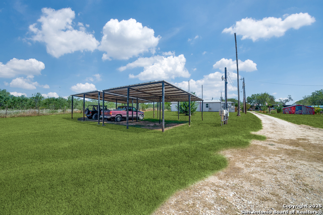 Listing photo id 9 for 8325 Fm 327