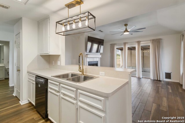 Listing photo id 8 for 434 Watts  