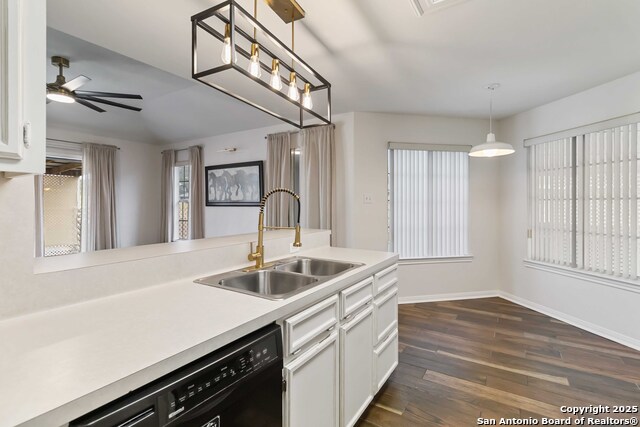 Listing photo id 12 for 434 Watts  