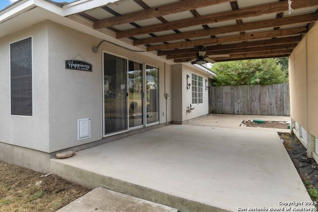 Listing photo id 25 for 434 Watts  