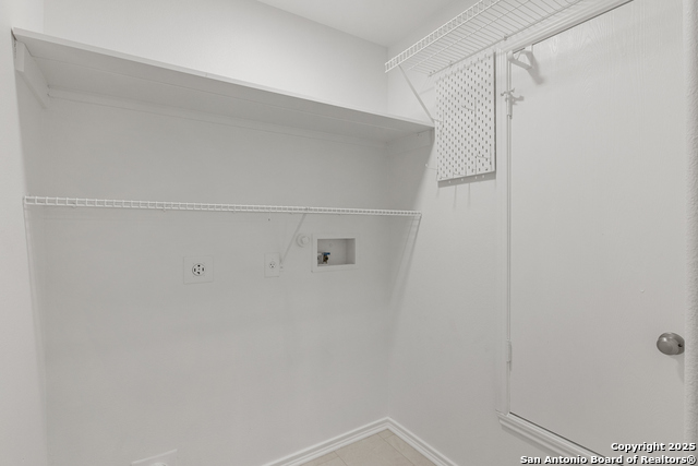 Image 5 of 20 For 15714 Hastings