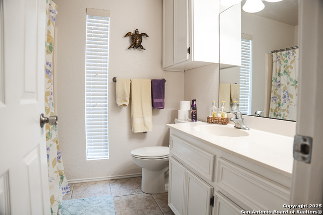 Listing photo id 16 for 13849 Doubloon St