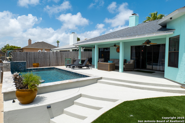 Listing photo id 20 for 13849 Doubloon St