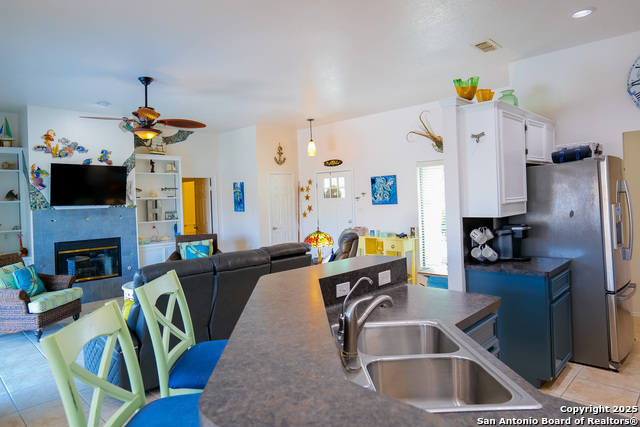 Listing photo id 6 for 13849 Doubloon St