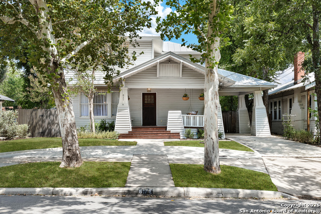Details for 617 Park Ave E, San Antonio, TX 78212