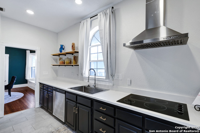 Image 18 of 46 For 617 Park Ave E