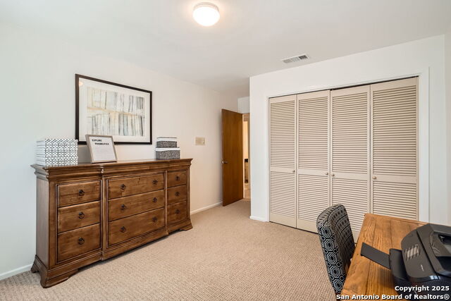 Listing photo id 20 for 607 Morning Hill