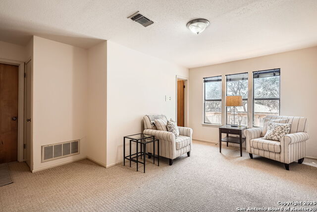 Listing photo id 22 for 607 Morning Hill