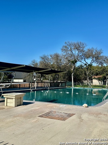 Listing photo id 26 for 607 Morning Hill