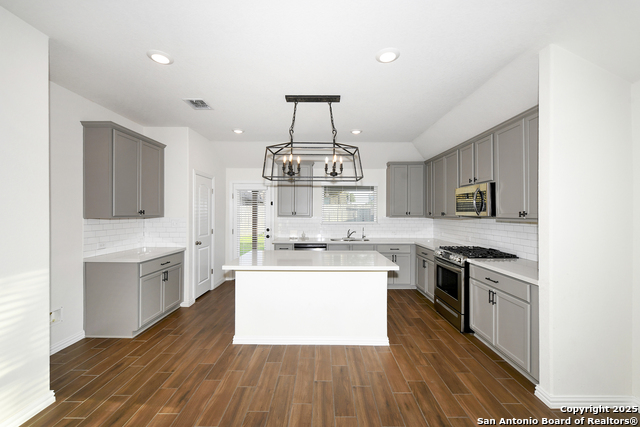 Image 20 of 46 For 2069 Flametree