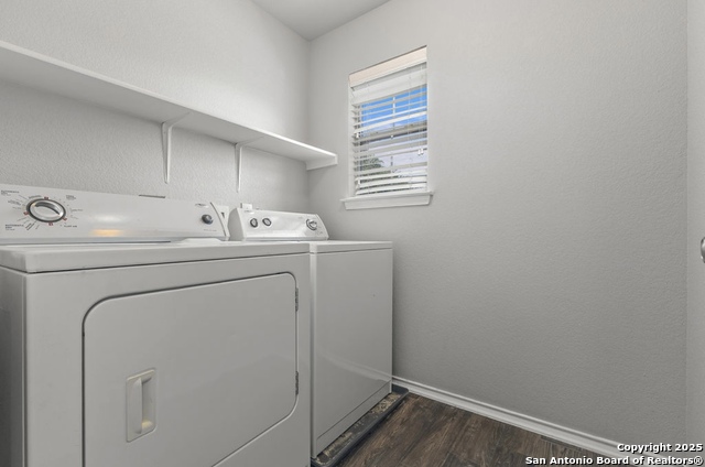 Image 18 of 25 For 115 Agency Oaks