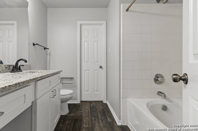 Image 22 of 25 For 115 Agency Oaks