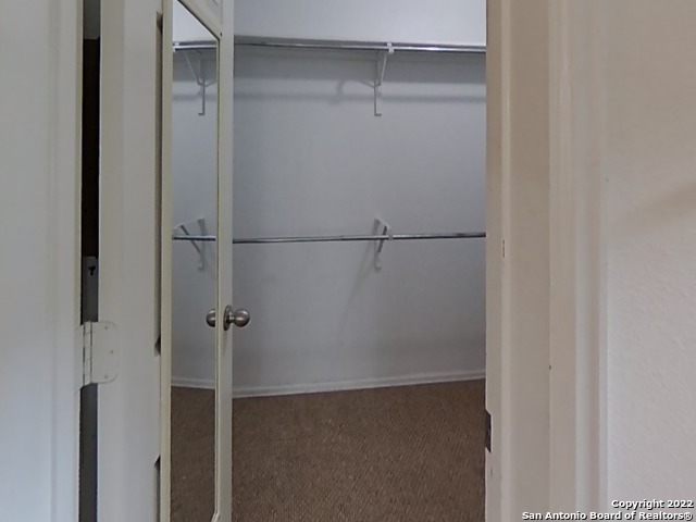 Image 23 of 41 For 943 Tisbury Pkwy