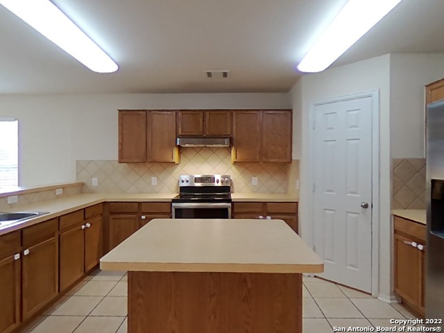 Image 4 of 41 For 943 Tisbury Pkwy