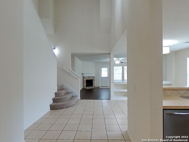 Image 5 of 41 For 943 Tisbury Pkwy