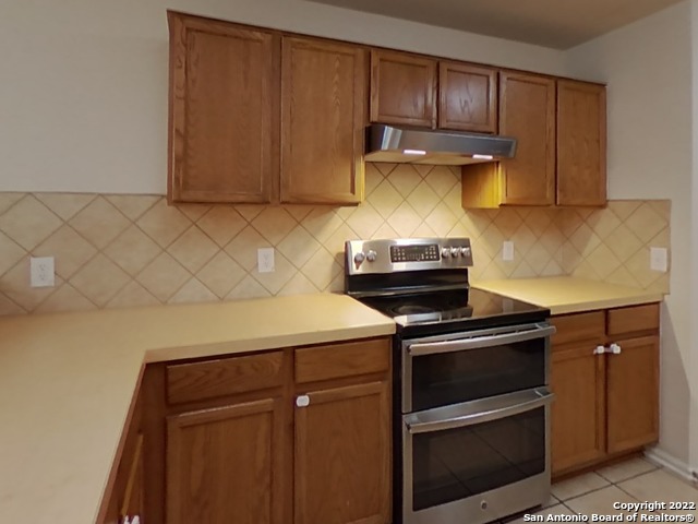 Image 8 of 41 For 943 Tisbury Pkwy