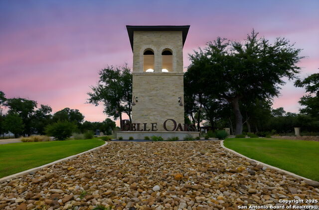 Image 4 of 20 For 593 Rosemary Ridge