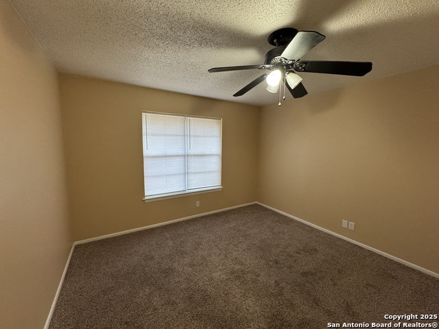 Listing photo id 12 for 923 Vance Jackson  1406