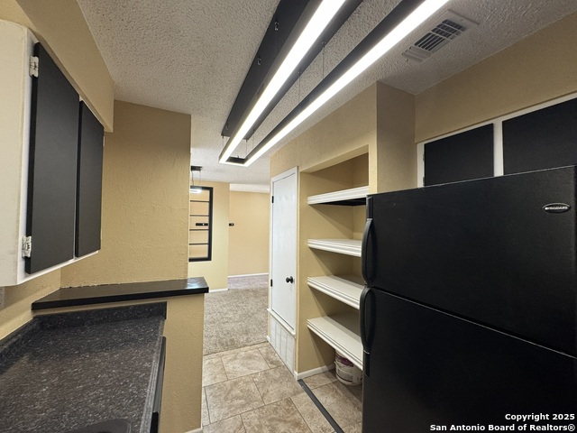 Listing photo id 25 for 923 Vance Jackson  1406