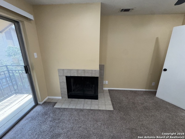 Listing photo id 26 for 923 Vance Jackson  1406