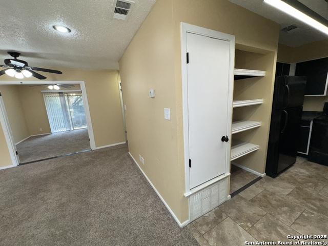 Listing photo id 31 for 923 Vance Jackson  1406