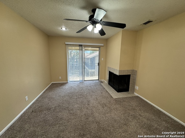 Listing photo id 2 for 923 Vance Jackson  1406