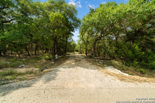 Details for 1775 Lost Trl, New Braunfels, TX 78132