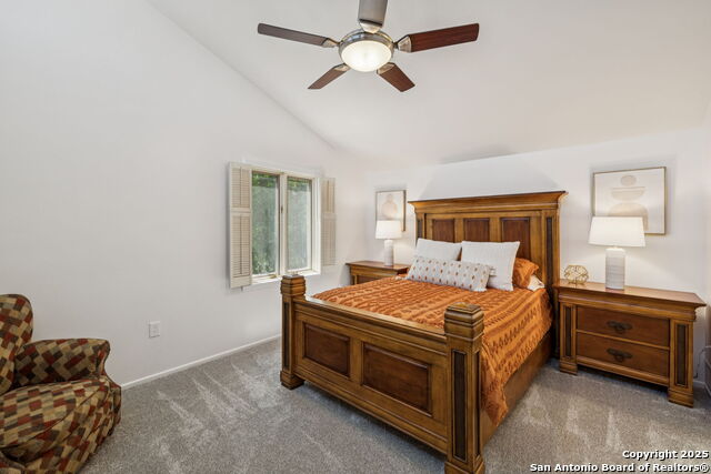 Listing photo id 28 for 111 Wickford Way