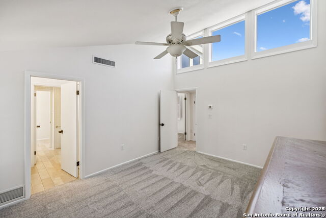 Listing photo id 32 for 111 Wickford Way