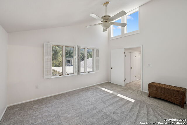 Listing photo id 35 for 111 Wickford Way