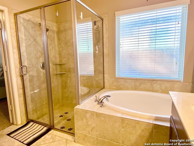 Listing photo id 9 for 8714 White Crown