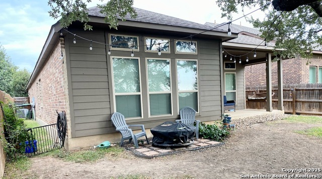 Listing photo id 16 for 8714 White Crown