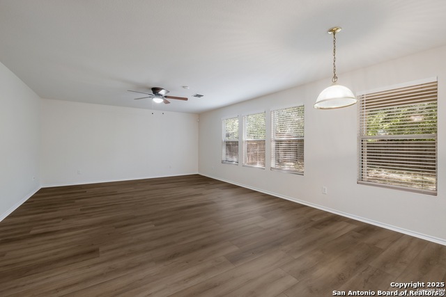 Image 6 of 18 For 11006 Hillsdale Loop