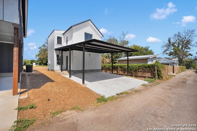 Listing photo id 0 for 814 Olive #1 N