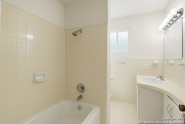 Image 16 of 22 For 1741 Westview