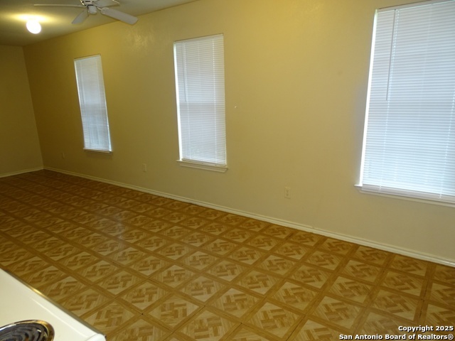 Image 10 of 20 For 1016 Blanco Rd.  203